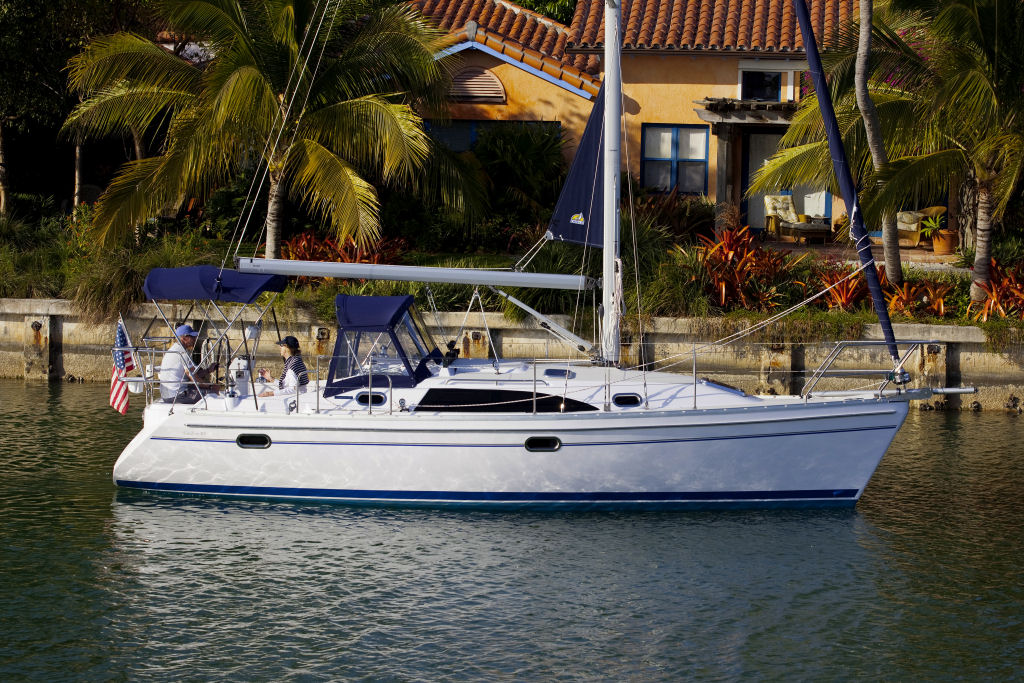 Catalina 315 at rest in Miami, FL.